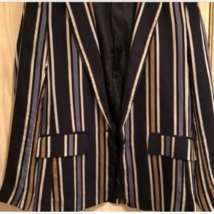 Multicolored blazer with button